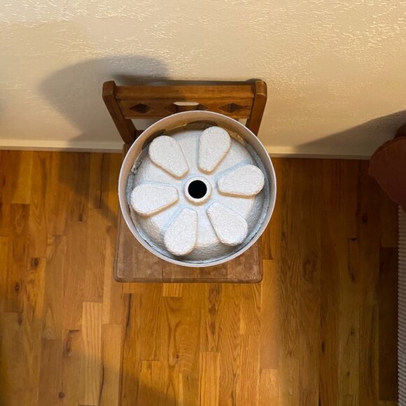 Mayu Swirl Structured Water Carafe and Base - Picture 16 of 16